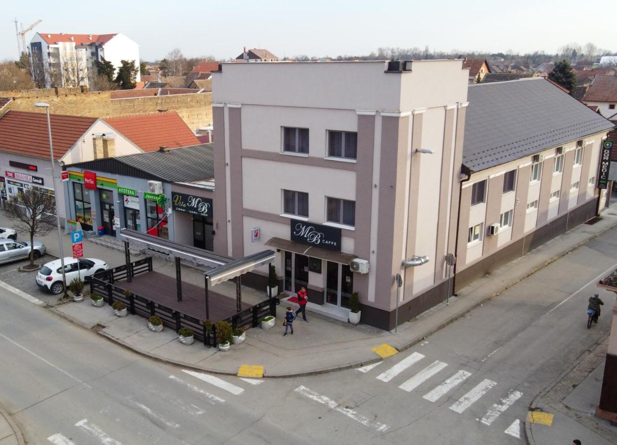 Vila Mb Ruma Exterior foto